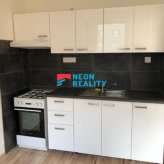 Pronájem bytu 2+1 48 m² Orlová Lutyně, 1. máje