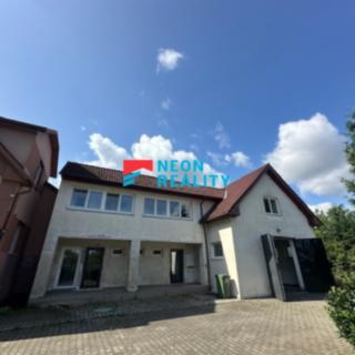 Pronájem garáže 70 m² Ostrava Nová Ves, Rolnická