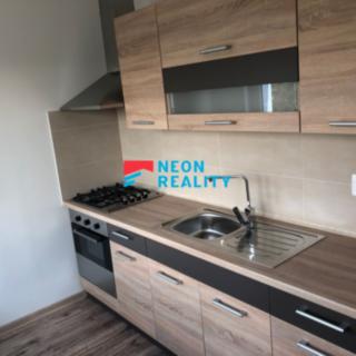 Pronájem bytu 1+1 28 m² Ostrava Mariánské Hory, Vršovců