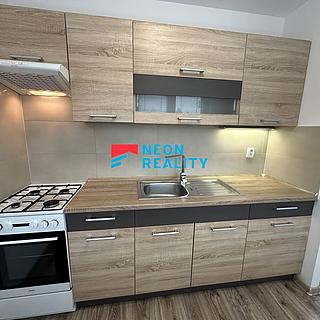 Pronájem bytu 1+1, 28m²