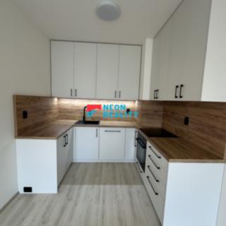 Pronájem bytu 2+kk 60 m² Opava Předměstí, Císařského pluku