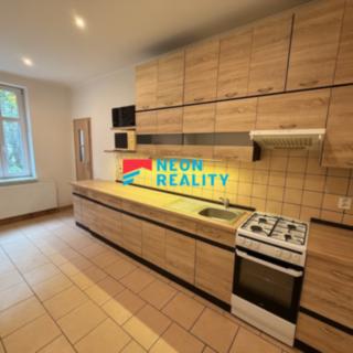 Pronájem bytu 2+1 77 m² Ostrava