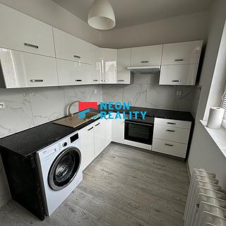 Pronájem bytu 2+1 60 m² Karviná Ráj, Kosmonautů