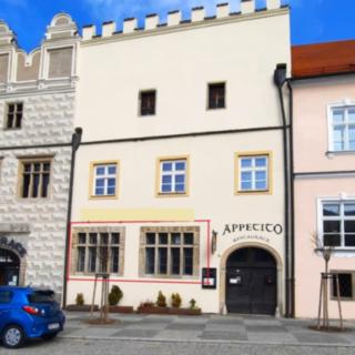 Pronájem obchodu 130 m² Slavonice, náměstí Míru