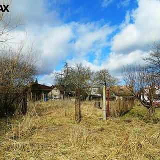 Prodej stavební parcely 754 m² Rataje