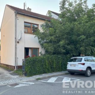 Pronájem bytu 3+1 75 m² Zlín