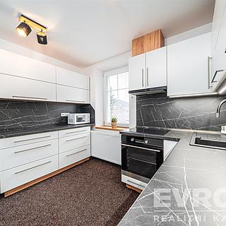 Prodej bytu 3+1 49 m&sup2; Svoboda nad Úpou