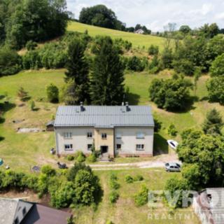 Prodej bytu 2+1 63 m² Stará Paka Karlov