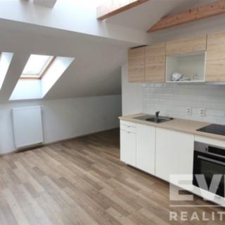 Pronájem bytu 2+kk 34 m² Vrchlabí, Vančurova