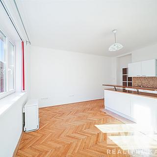 Prodej bytu 2+kk 49 m² Praha
