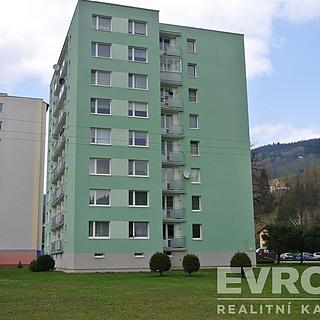 Pronájem bytu 1+kk a garsoniéry 32 m² Vrchlabí, Horská