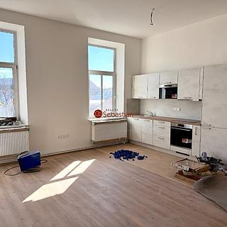 Pronájem bytu 3+kk 106 m² Pardubice Zelené Předměstí, třída Míru