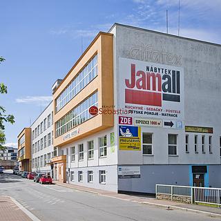 Pronájem obchodu 1 000 m² Pelhřimov, Křemešnická