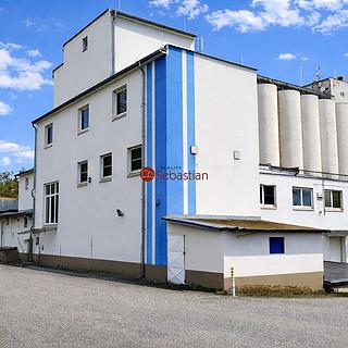 Pronájem výrobního objektu 1 930 m² Jičín Valdické Předměstí, Dělnická