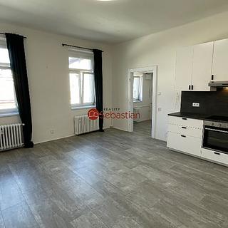 Pronájem bytu 1+1 39 m² Praha Nové Město, Zlatnická