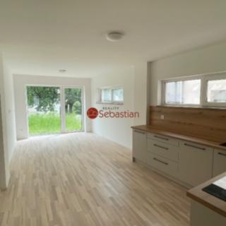 Pronájem bytu 3+kk 65 m² Hořice