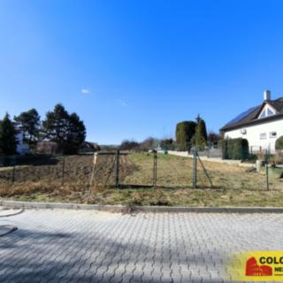Prodej stavební parcely 855 m² Moravany