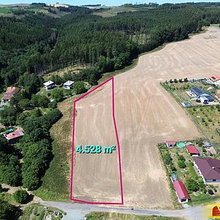 Prodej stavební parcely 4 528 m² Štěchov