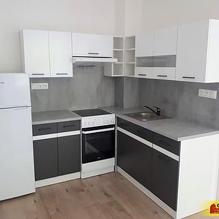 Pronájem bytu 1+kk a garsoniéry 44 m² Blansko, Horní Palava