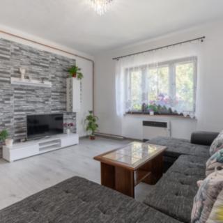 Prodej rodinného domu 150 m² Šumná