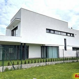 Prodej rodinného domu 460 m² Zbraslav