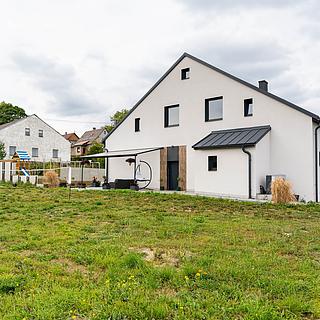 Prodej rodinného domu, 350m²