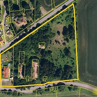 Prodej komerčního pozemku 15899 m&sup2; Šafov