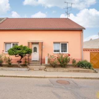 Prodej rodinného domu 114 m² Hrušovany nad Jevišovkou