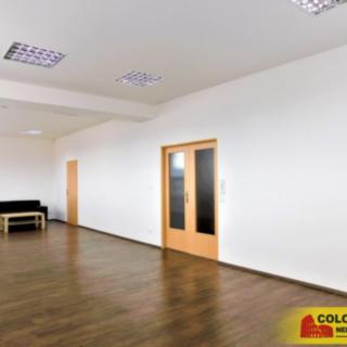 Pronájem kanceláře 62 m² Znojmo Oblekovice
