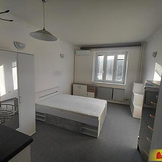 Pronájem bytu 2+kk 60 m² Brno Černovice