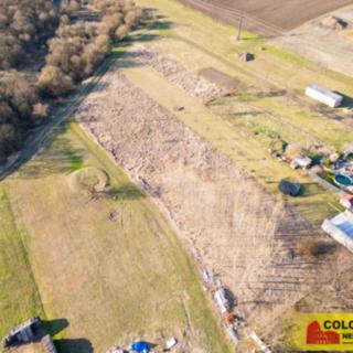 Prodej stavební parcely 2 522 m² Oslavany