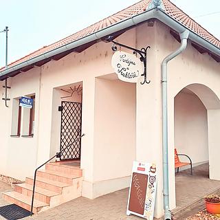 Pronájem obchodu 69 m&sup2; Dyje