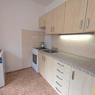 Pronájem bytu 1+1 35 m² Brno Jundrov