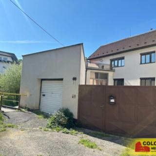 Prodej rodinného domu 146 m² Komňa