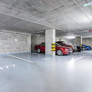Pronájem parkovacího místa 14 m² Praha Vysočany