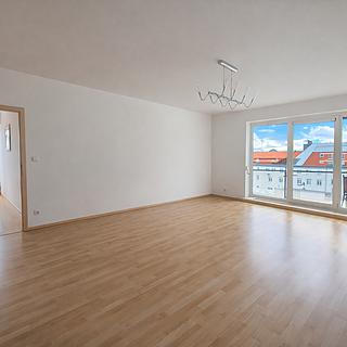 Prodej bytu 2+1 95 m&sup2; Praha