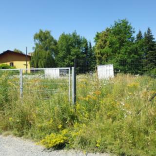 Prodej komerčního pozemku 877 m² Slapy
