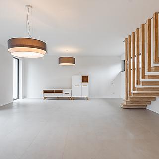 Pronájem rodinného domu 110 m&sup2; Květnice