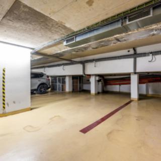 Prodej parkovacího místa 13 m² Praha