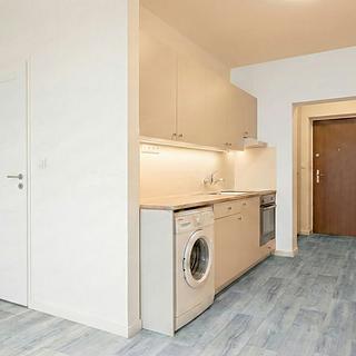 Prodej bytu 3+1 80 m² Jílové Kamenná