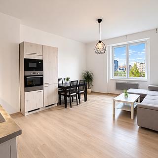 Prodej bytu 2+kk 67 m&sup2; Praha
