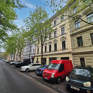 Prodej bytu 1+kk, garsoniery 33 m&sup2; Praha