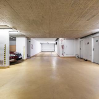 Prodej parkovacího místa 13 m² Praha Břevnov