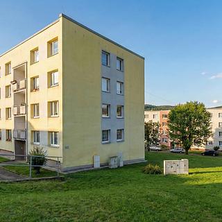 Prodej bytu 3+1 76 m² Jílové Kamenná