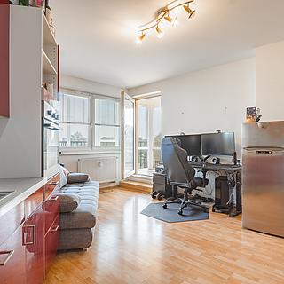 Prodej bytu 2+kk 78 m² Praha Vysočany