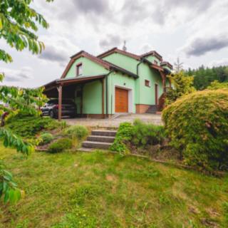 Prodej rodinného domu 200 m² Zbiroh