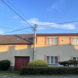 Prodej rodinného domu 422 m² Zalužany