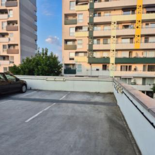 Prodej parkovacího místa 19 m² Praha
