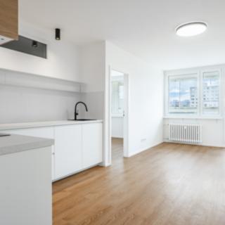 Prodej bytu 4+kk 78 m² Praha Háje