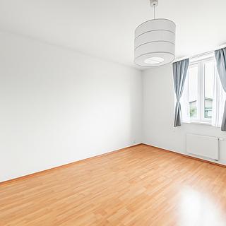 Prodej bytu 2+kk 78 m² Vestec